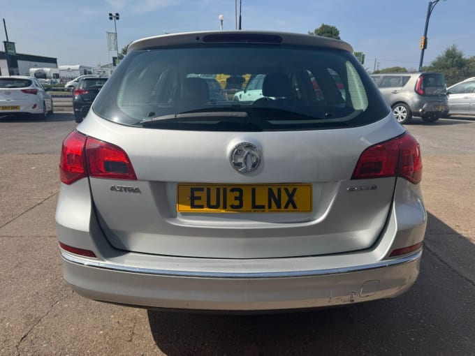 2025 Vauxhall Astra
