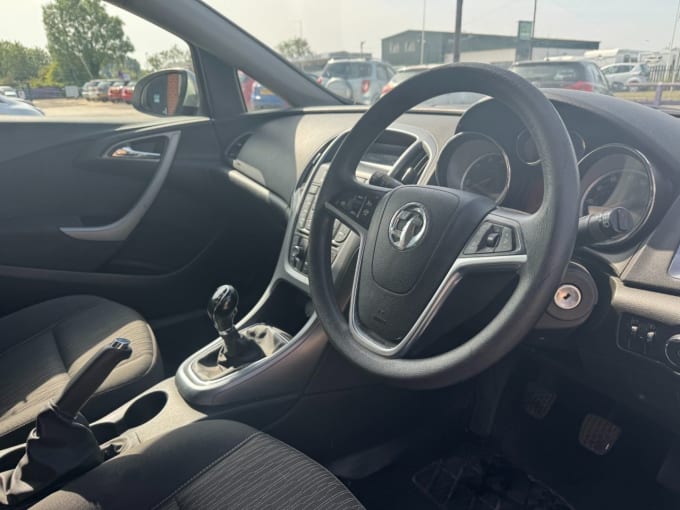 2025 Vauxhall Astra