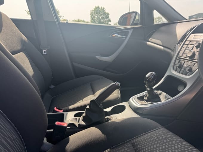 2025 Vauxhall Astra