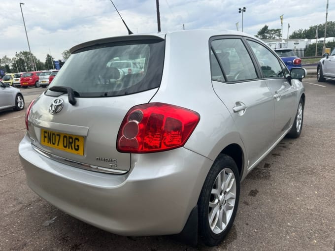 2007 Toyota Auris