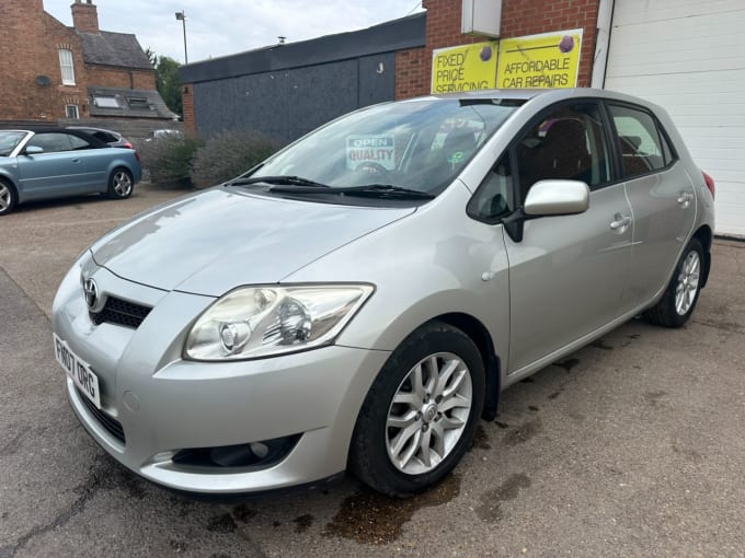 2007 Toyota Auris