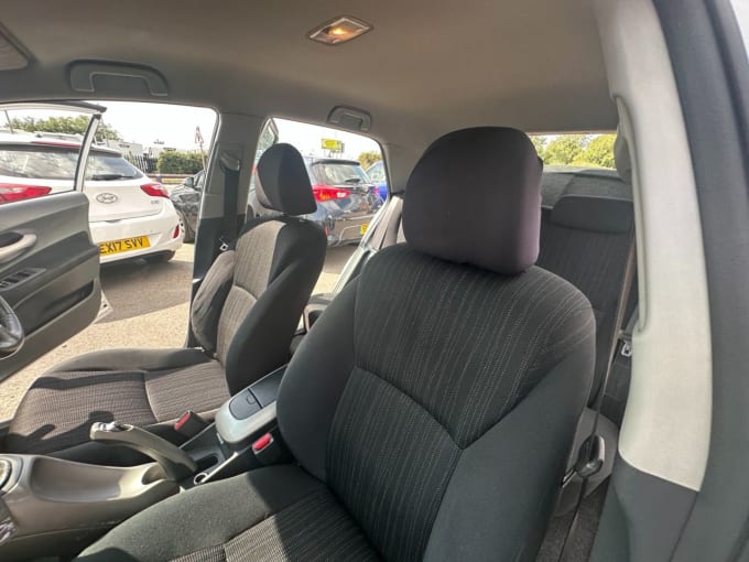 2007 Toyota Auris