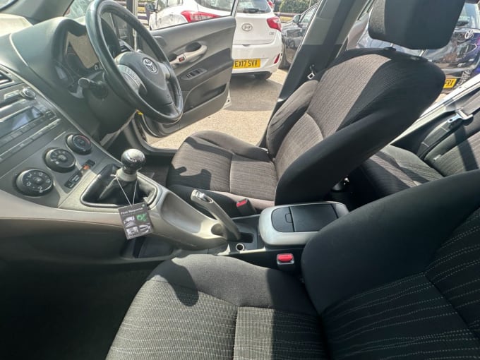 2007 Toyota Auris