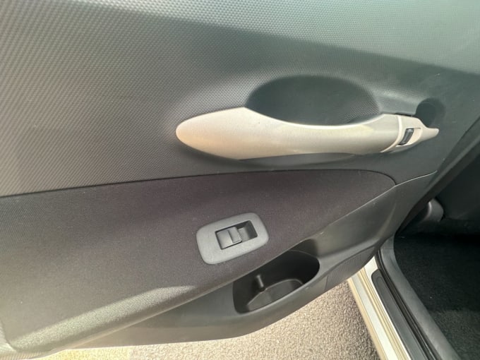 2007 Toyota Auris