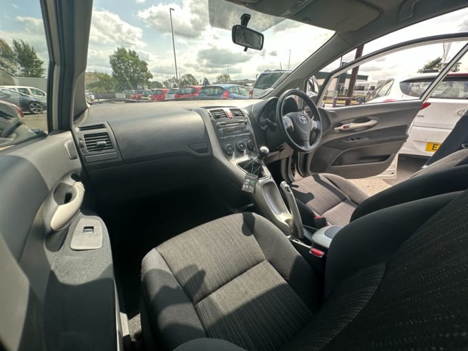 2007 Toyota Auris