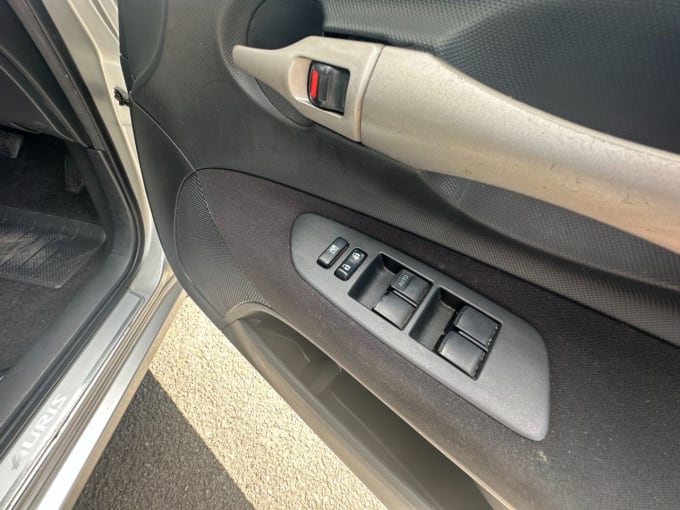 2007 Toyota Auris