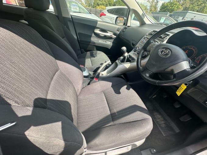 2007 Toyota Auris