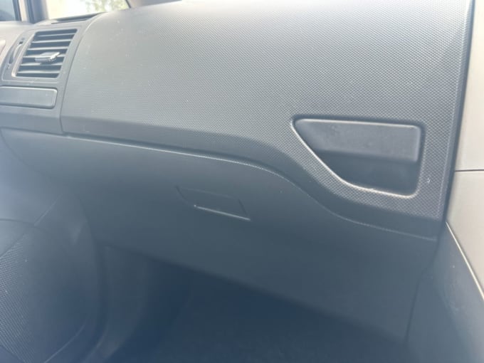 2007 Toyota Auris