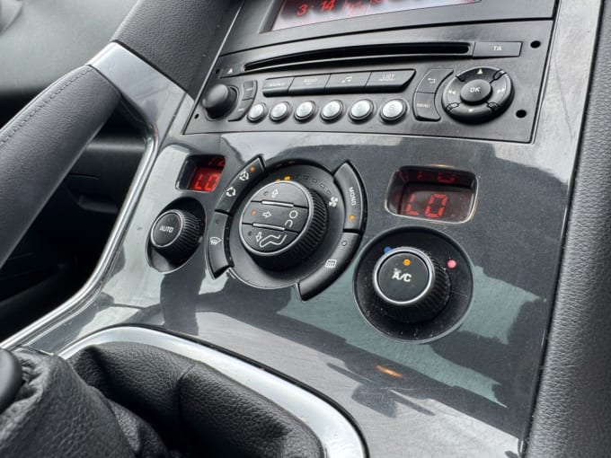 2025 Peugeot 3008