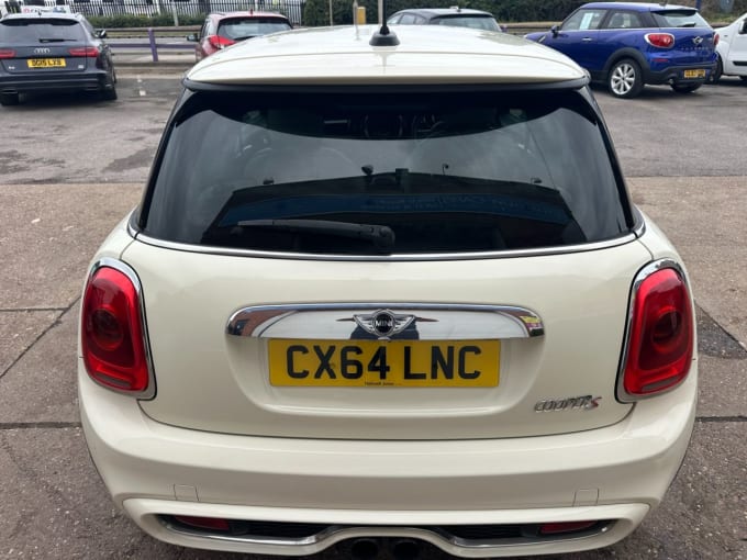 2025 Mini Hatch