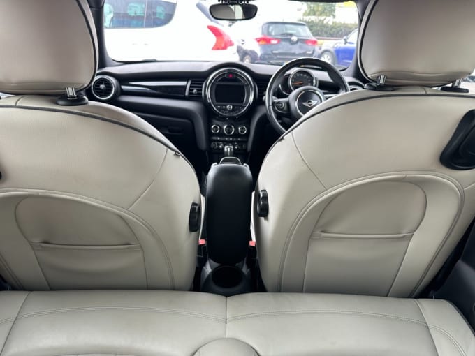 2025 Mini Hatch