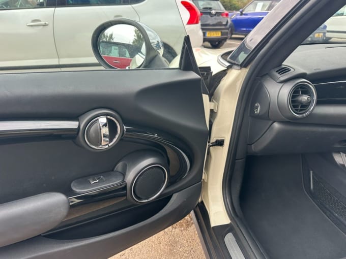 2025 Mini Hatch