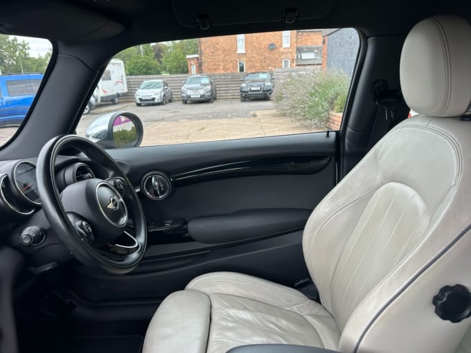 2025 Mini Hatch