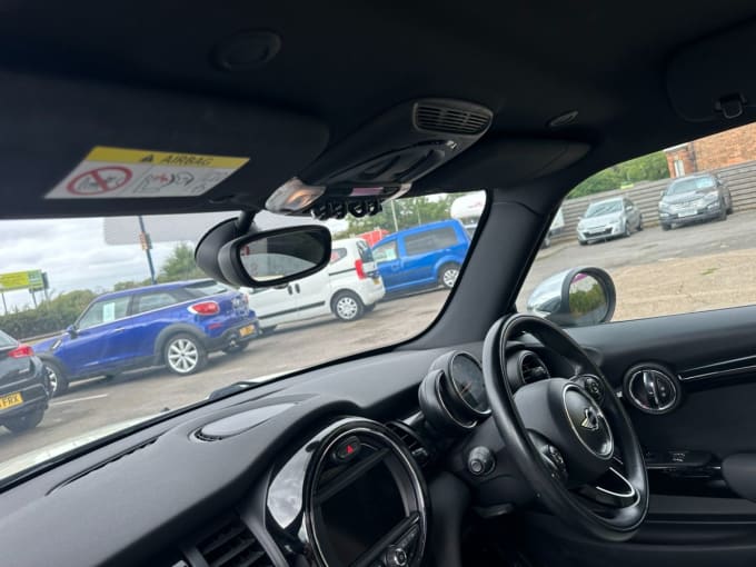 2025 Mini Hatch