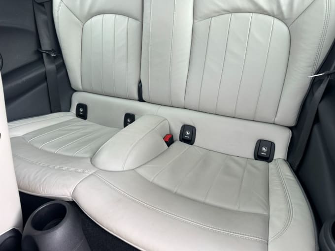 2025 Mini Hatch