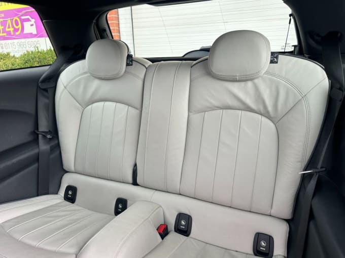 2025 Mini Hatch