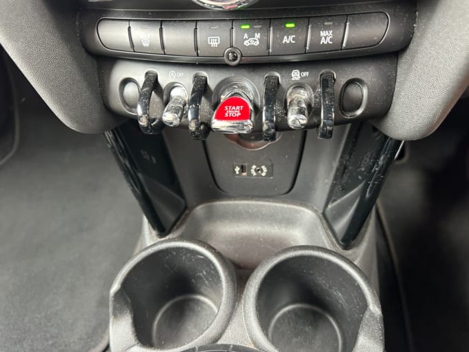 2025 Mini Hatch