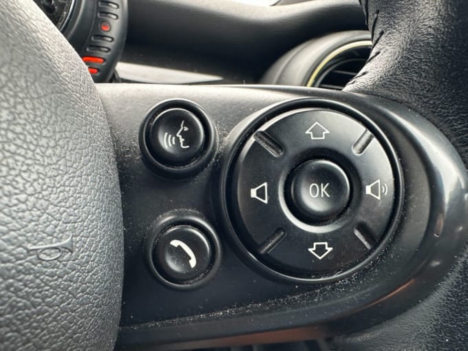 2025 Mini Hatch