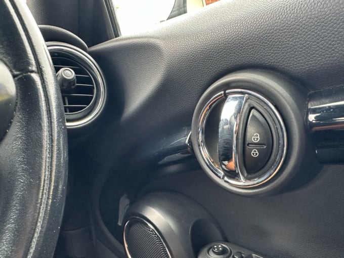 2025 Mini Hatch