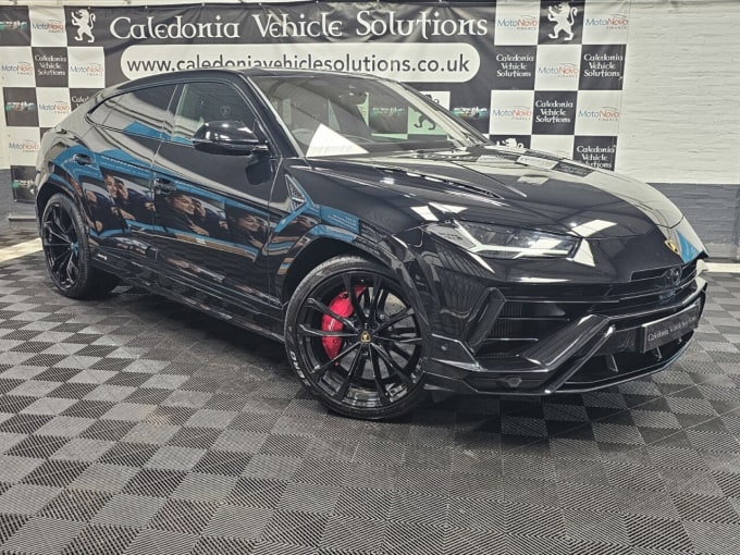 2024 Lamborghini Urus