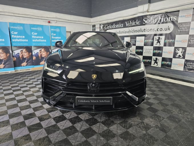 2024 Lamborghini Urus