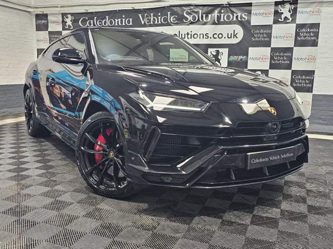 2024 Lamborghini Urus