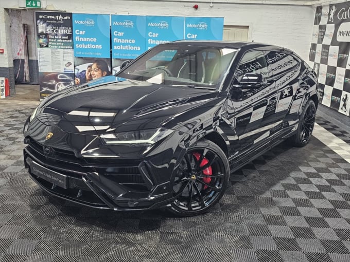 2024 Lamborghini Urus