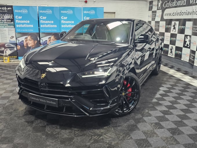 2024 Lamborghini Urus