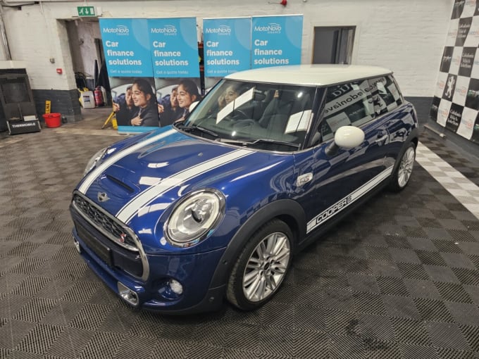 2025 Mini Hatch Cooper