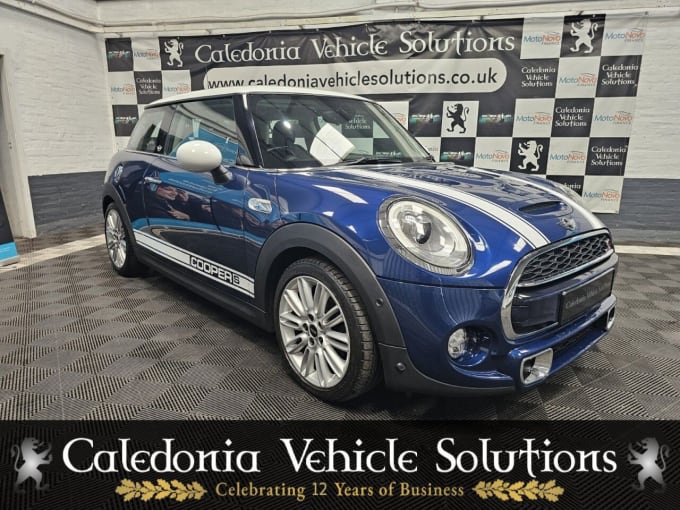 2024 Mini Hatch Cooper