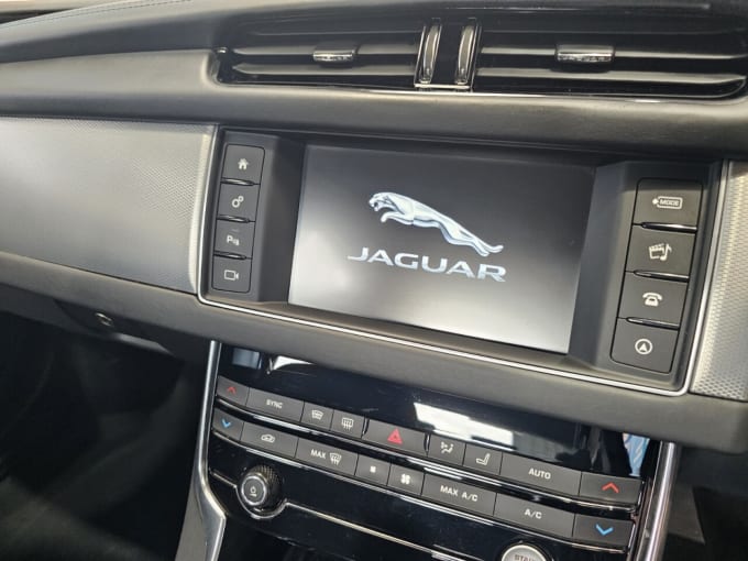 2024 Jaguar Xf