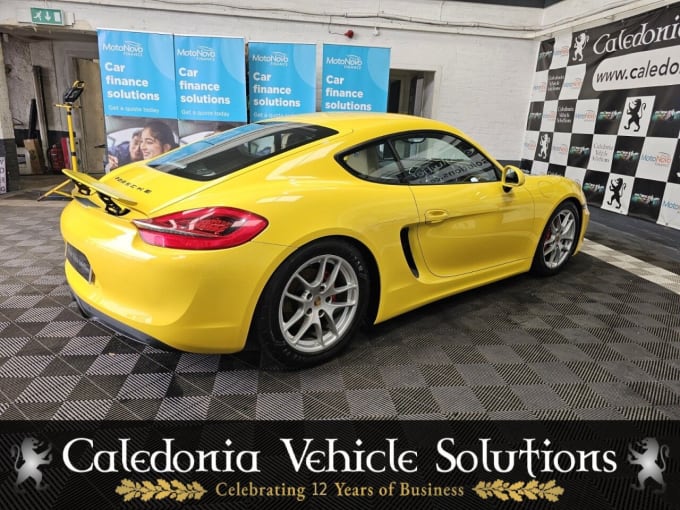 2024 Porsche Cayman