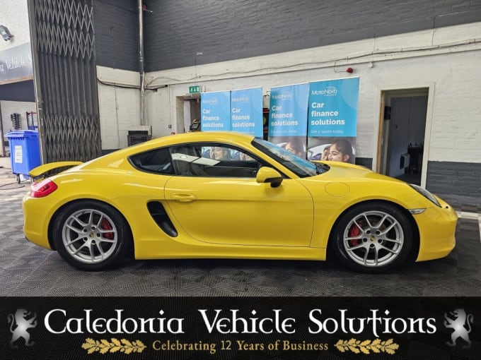 2024 Porsche Cayman