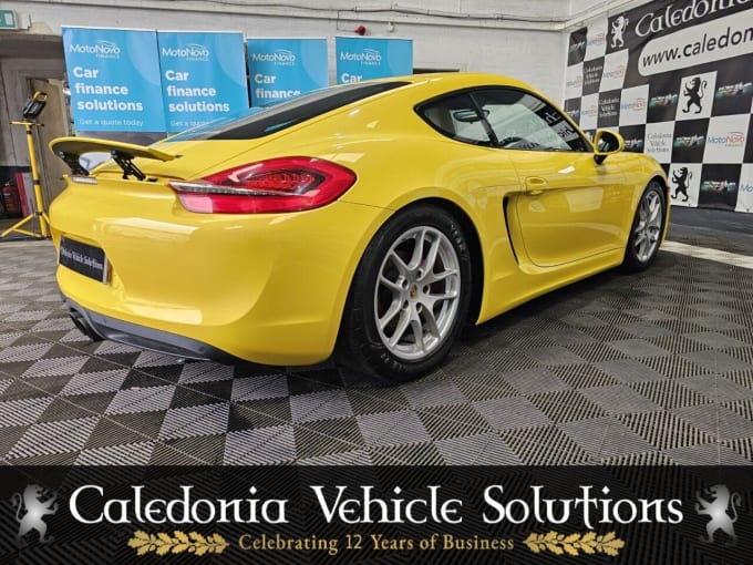 2024 Porsche Cayman