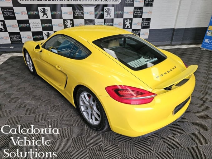 2024 Porsche Cayman