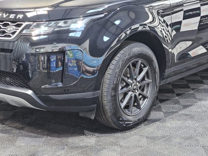 2025 Land Rover Range Rover Evoque