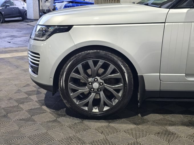 2025 Land Rover Range Rover