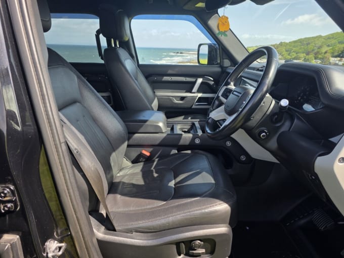 2025 Land Rover Defender