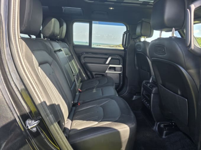2025 Land Rover Defender