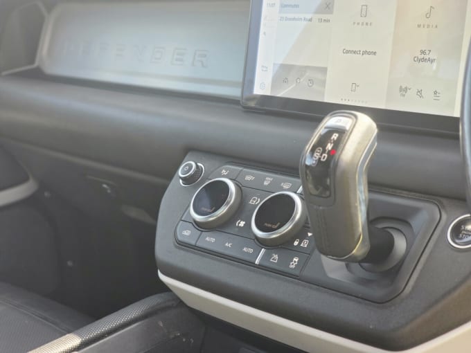 2025 Land Rover Defender