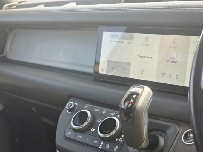 2025 Land Rover Defender
