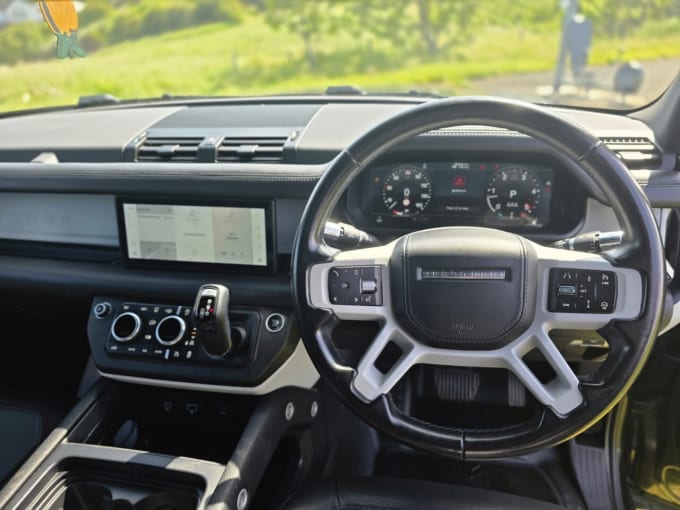 2025 Land Rover Defender