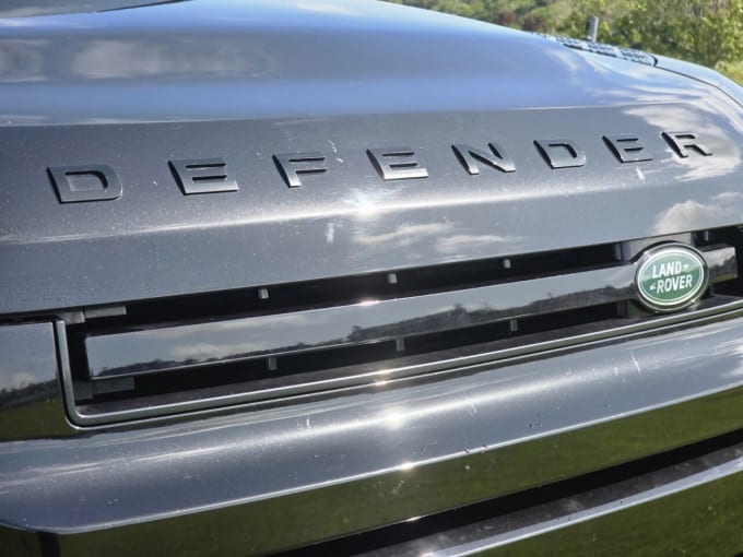2025 Land Rover Defender