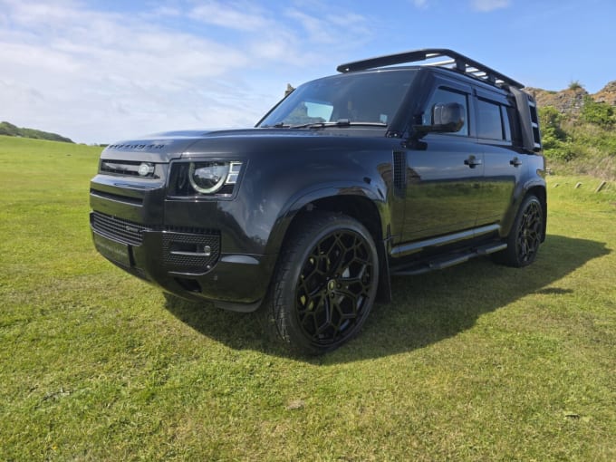 2025 Land Rover Defender