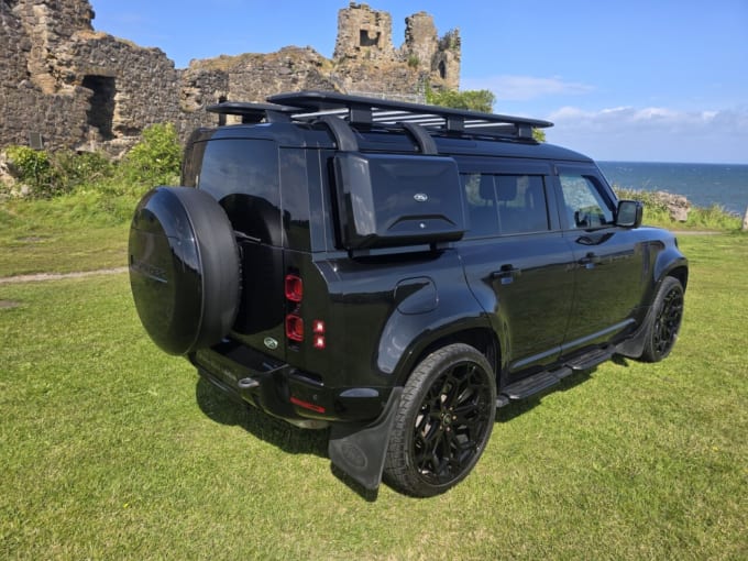 2025 Land Rover Defender