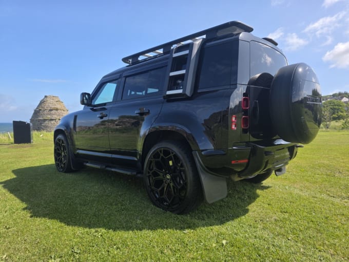 2025 Land Rover Defender