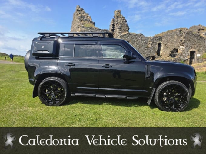 2025 Land Rover Defender