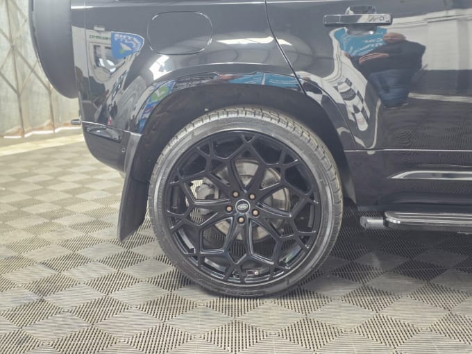 2025 Land Rover Defender