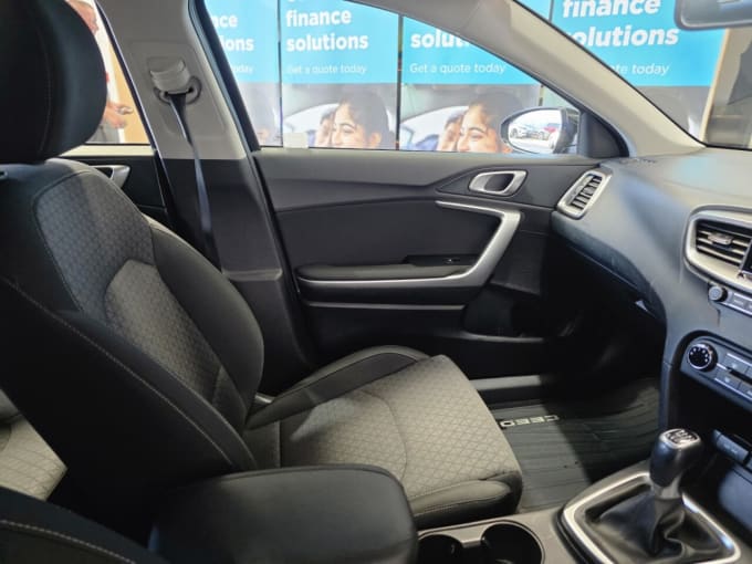 2025 Kia Ceed