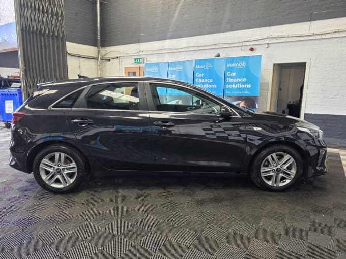 2025 Kia Ceed